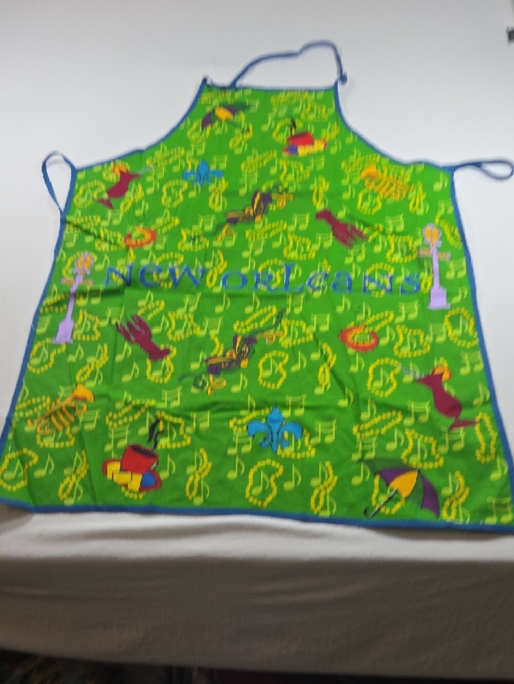 Bright Green New Orleans Themed Apron Mardi Gras Cookout Outdoors Party Family - Picture 5 of 7